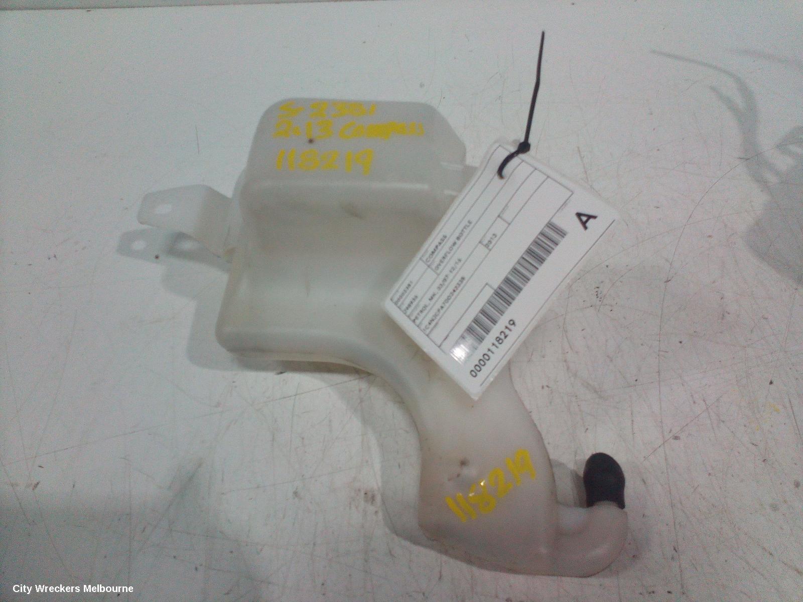 JEEP COMPASS 2013 Overflow Bottle