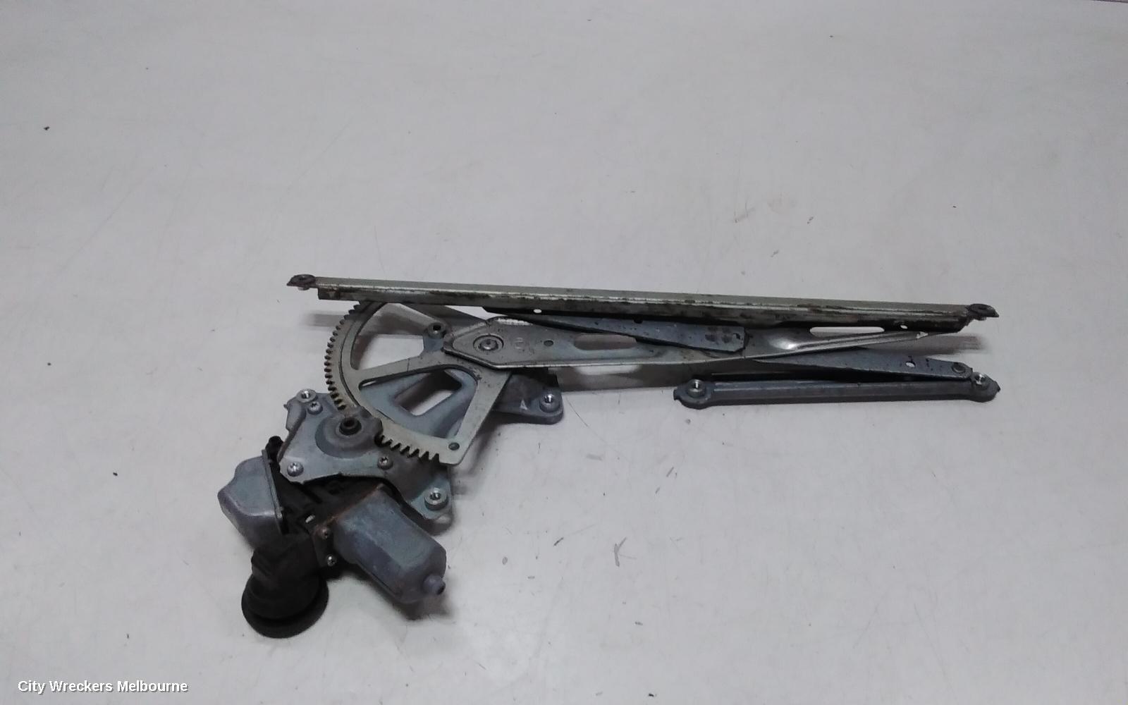 LEXUS IS250/IS250C 2011 Right Front Window Reg/Motor