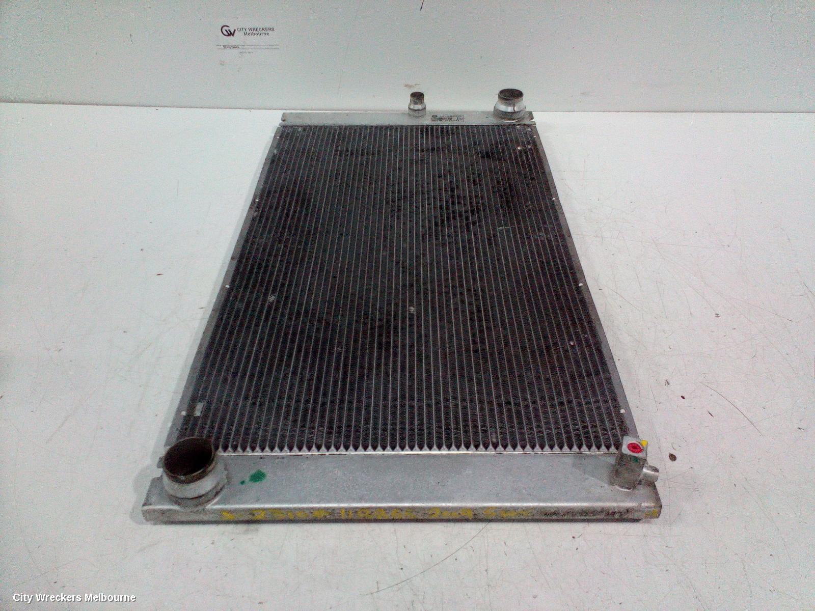 BMW 5 SERIES 2009 Radiator