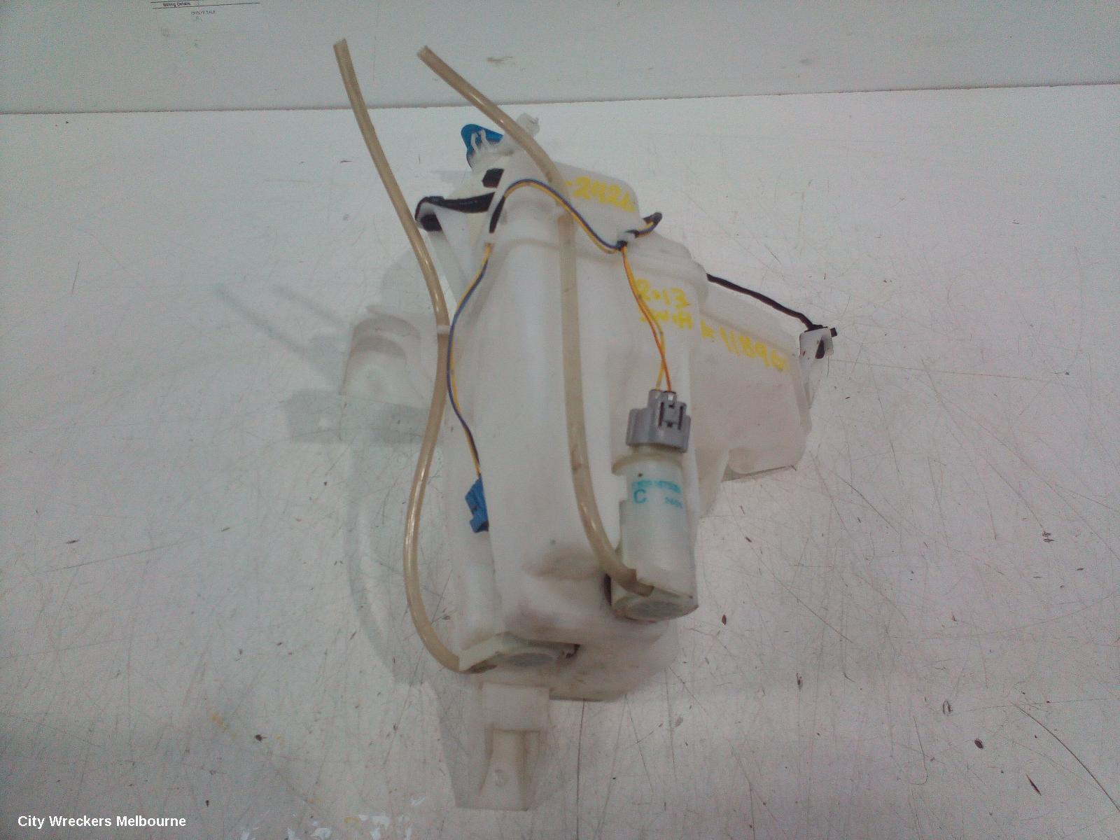 SUZUKI SWIFT 2013 Washer Bottle