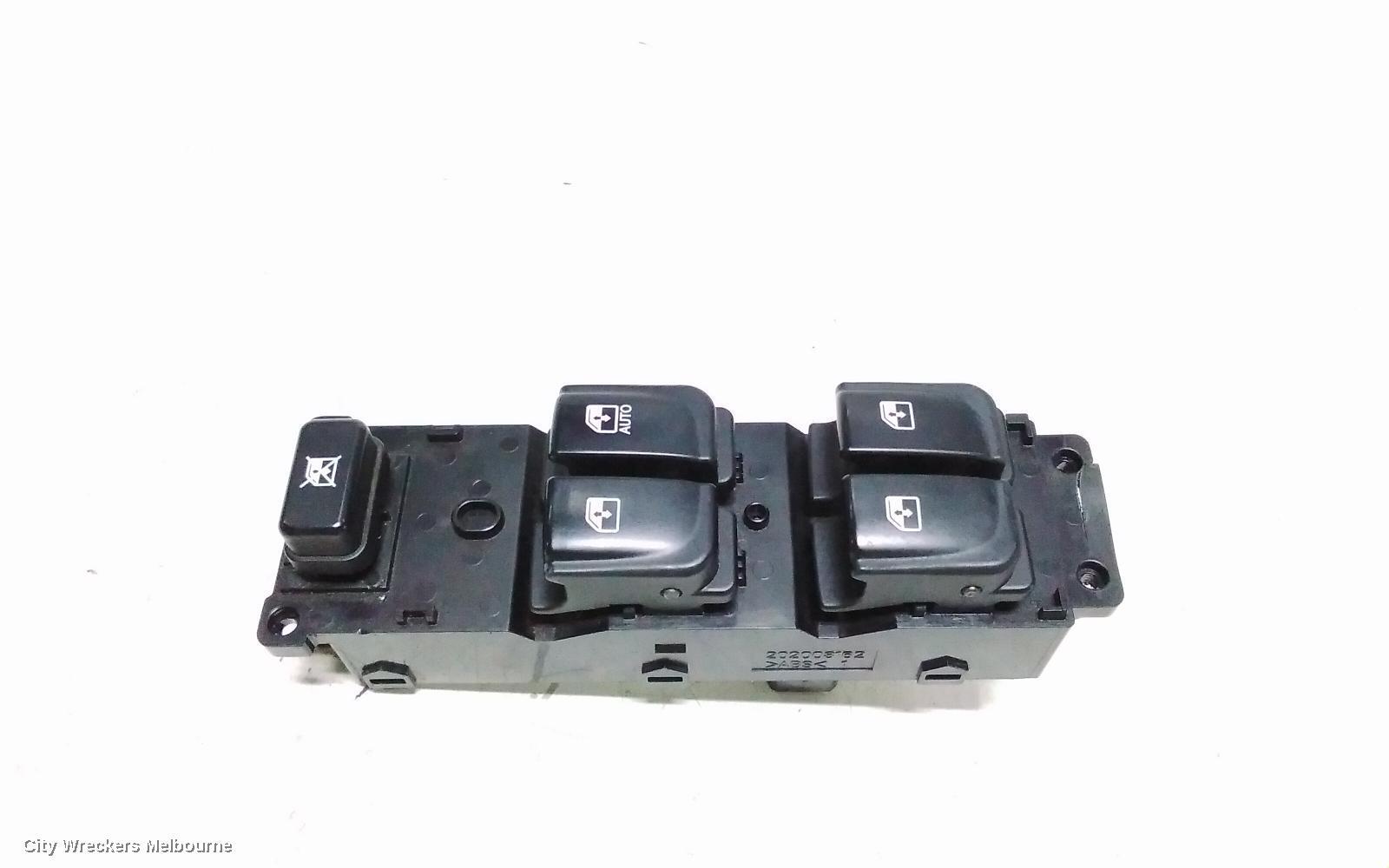 HYUNDAI I20 2012 Pwr Dr Wind Switch