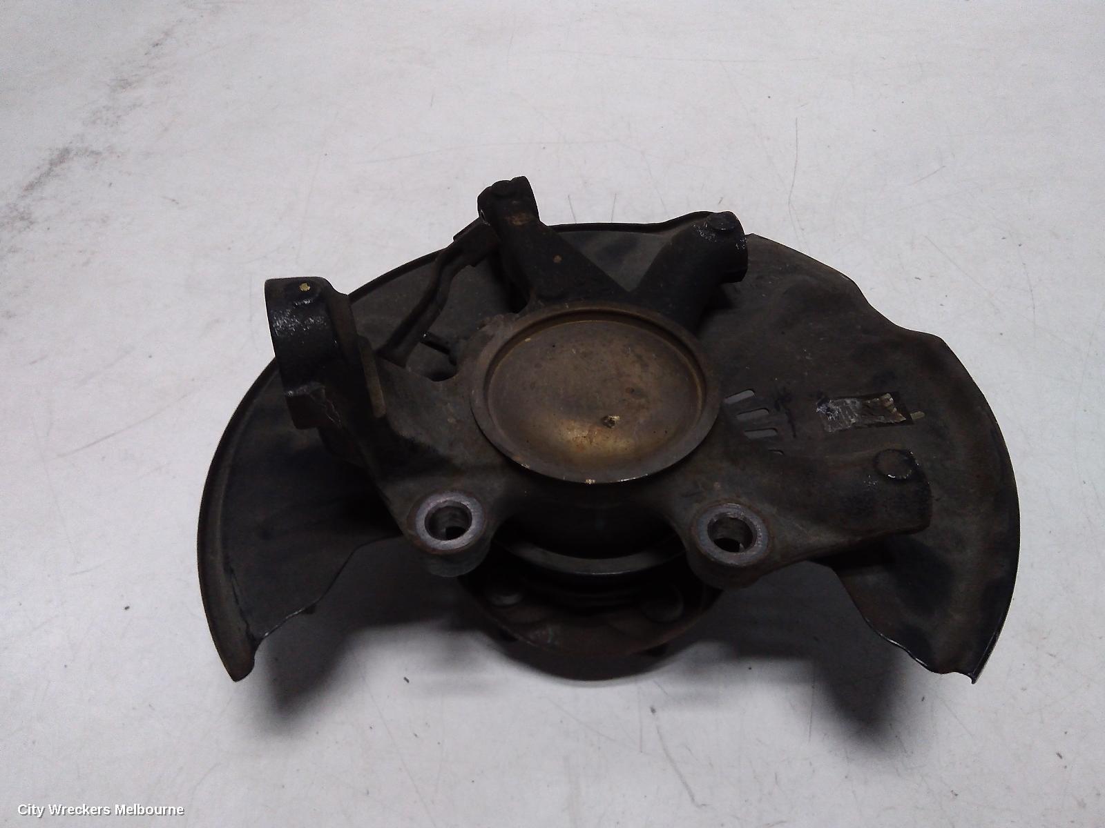 TOYOTA HILUX 2018 Left Front Hub Assembly