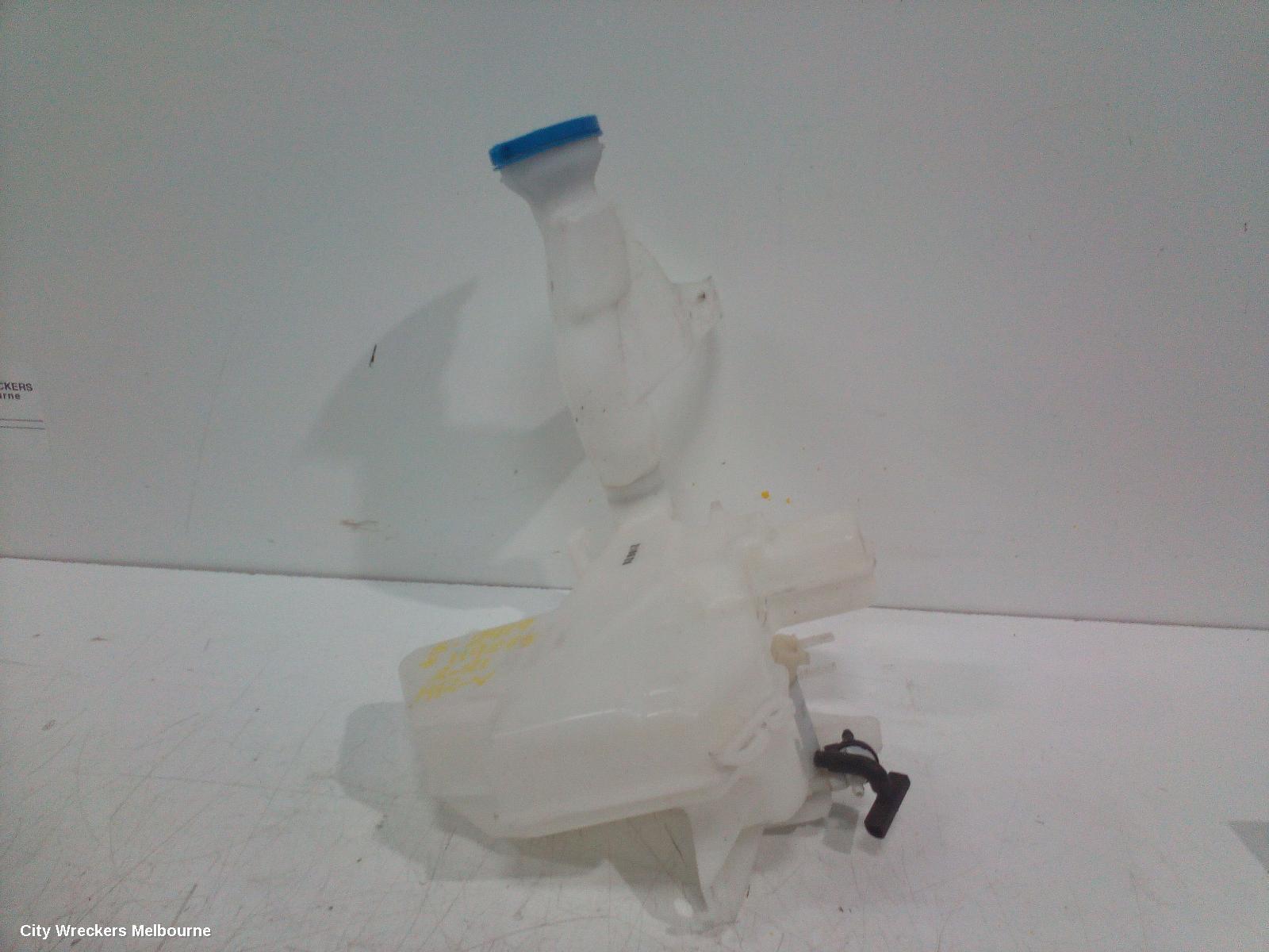 HONDA HRV 2021 Washer Bottle