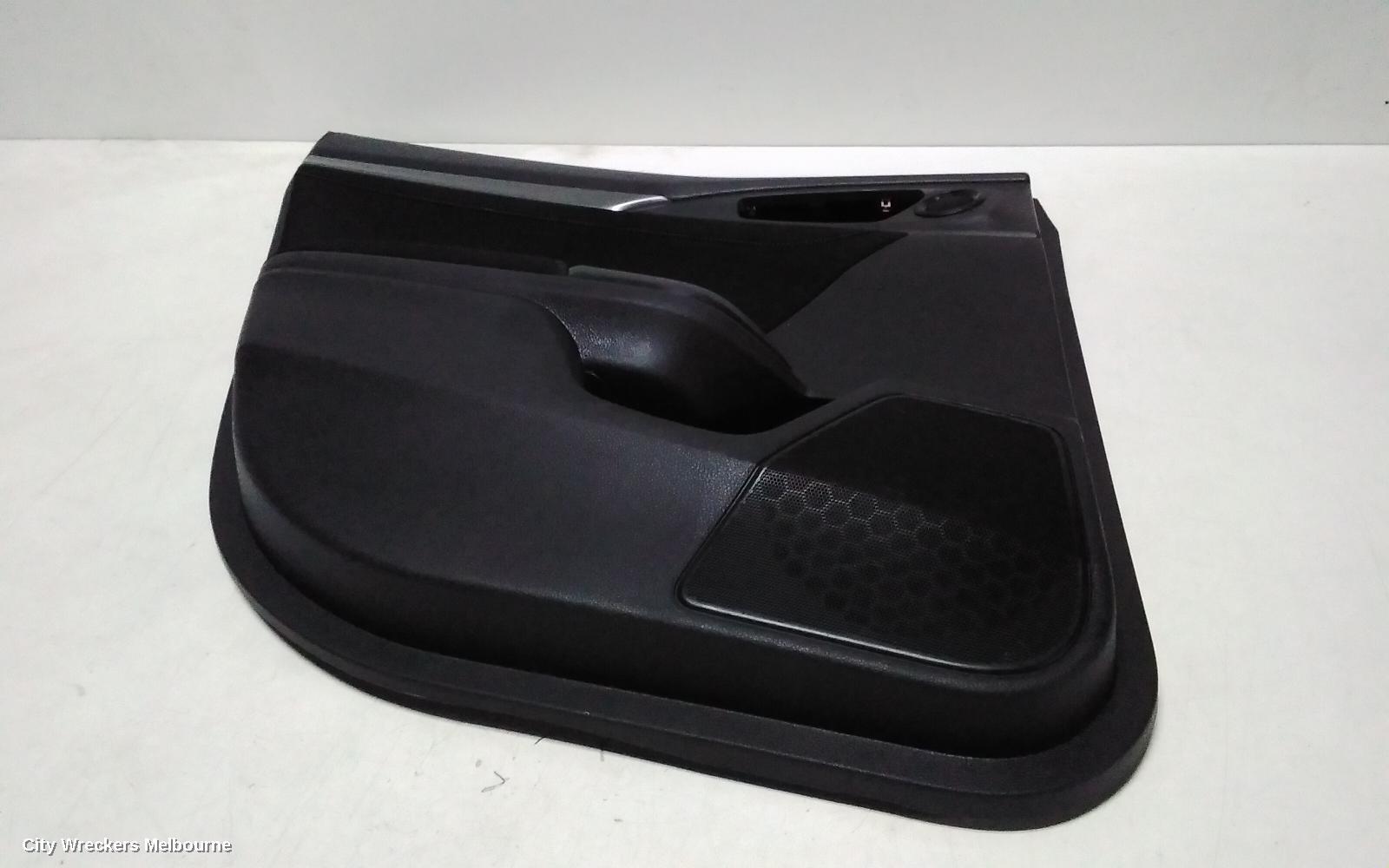 HONDA CIVIC 2019 Door Trim