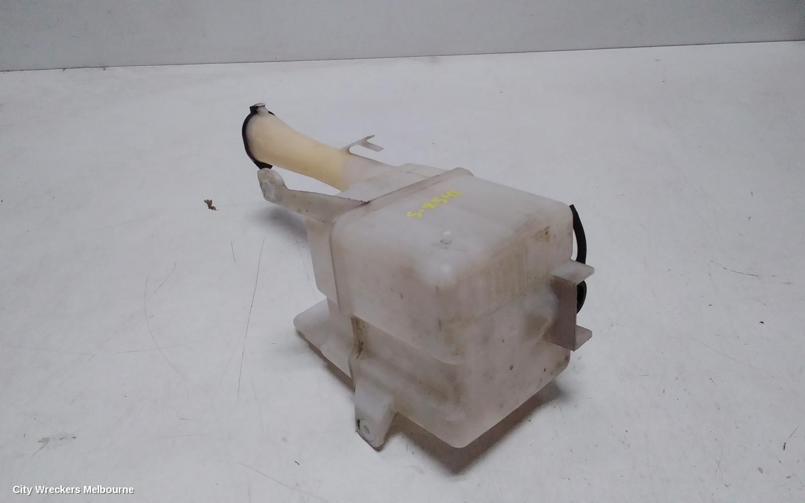 TOYOTA COROLLA 2006 Washer Bottle