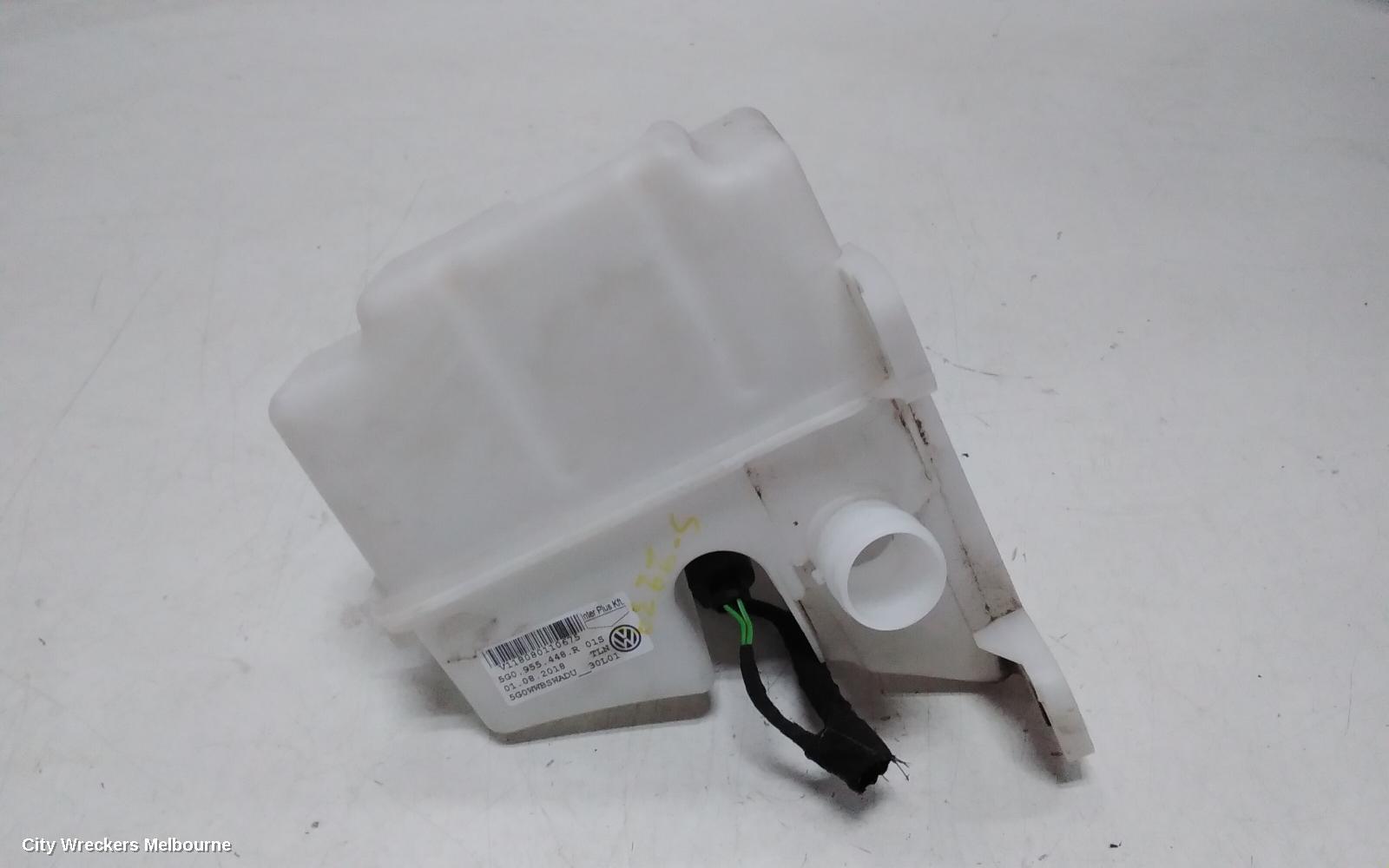 VOLKSWAGEN GOLF 2018 Washer Bottle