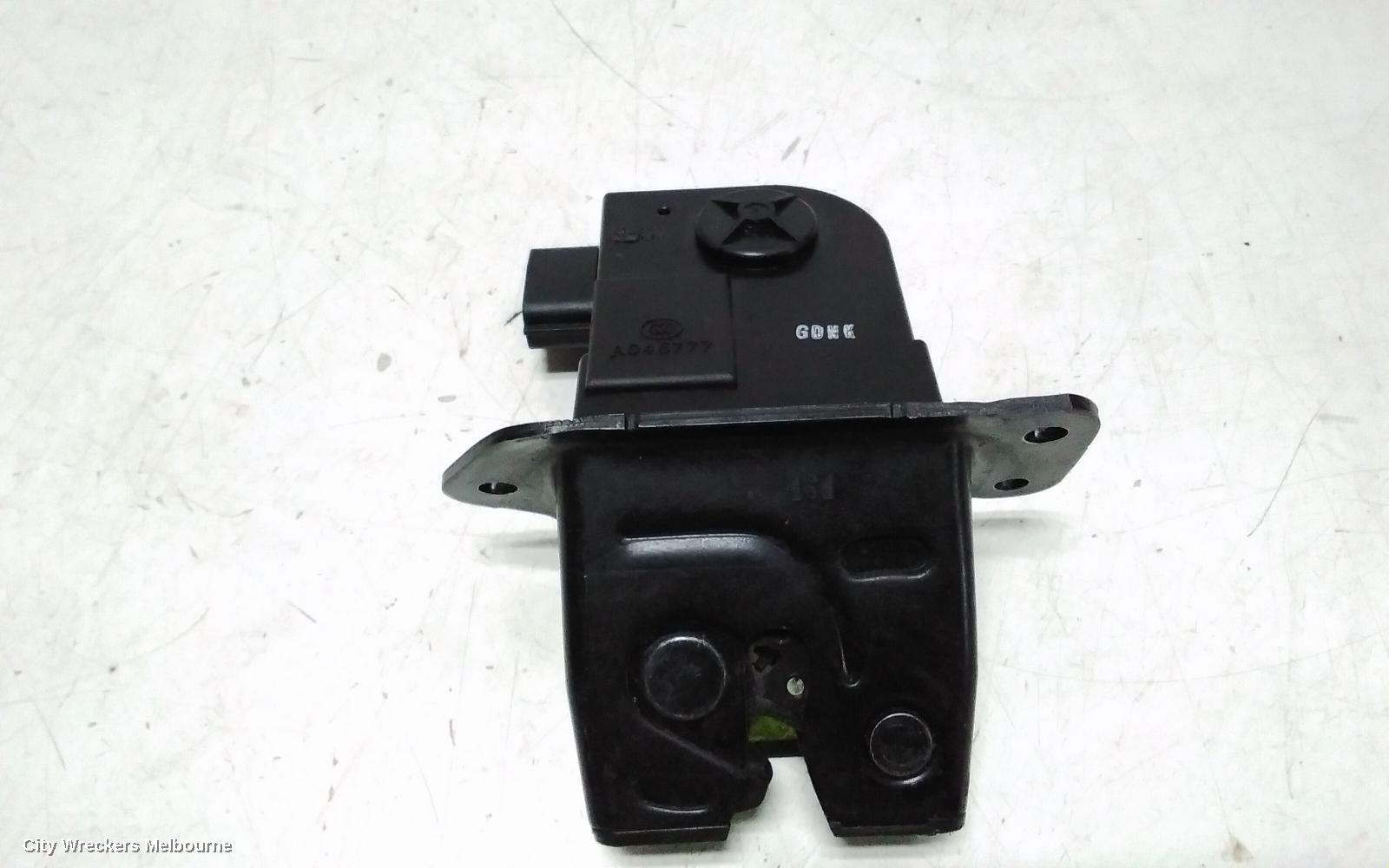 HYUNDAI VELOSTER 2014 Door/Boot/Gate Lock