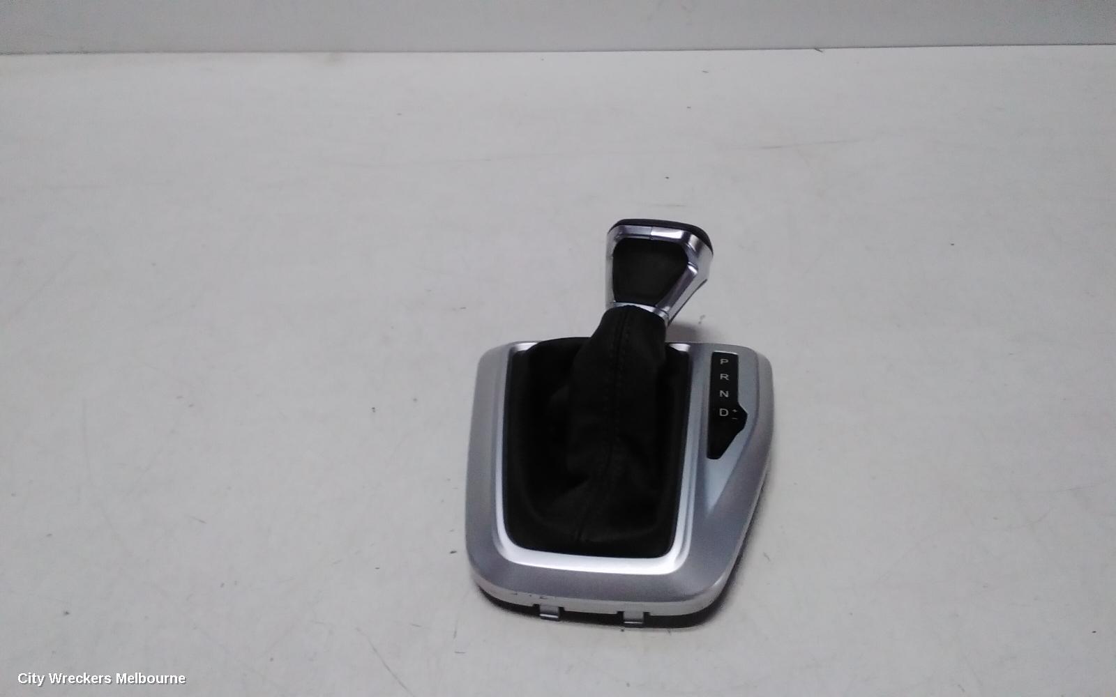 LDV DELIVER 9 2021 Gear Stick/Shifter