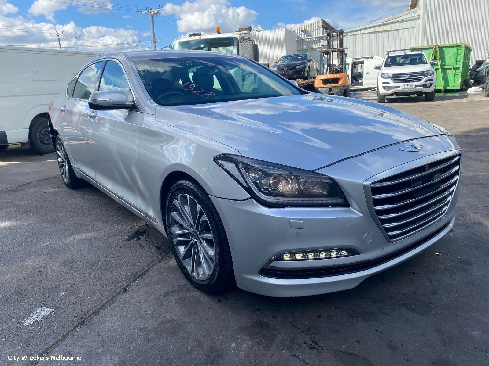 HYUNDAI GENESIS 2015 Left Guard