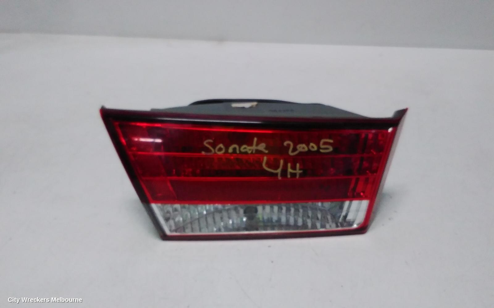 HYUNDAI SONATA 2005 Rear Garnish