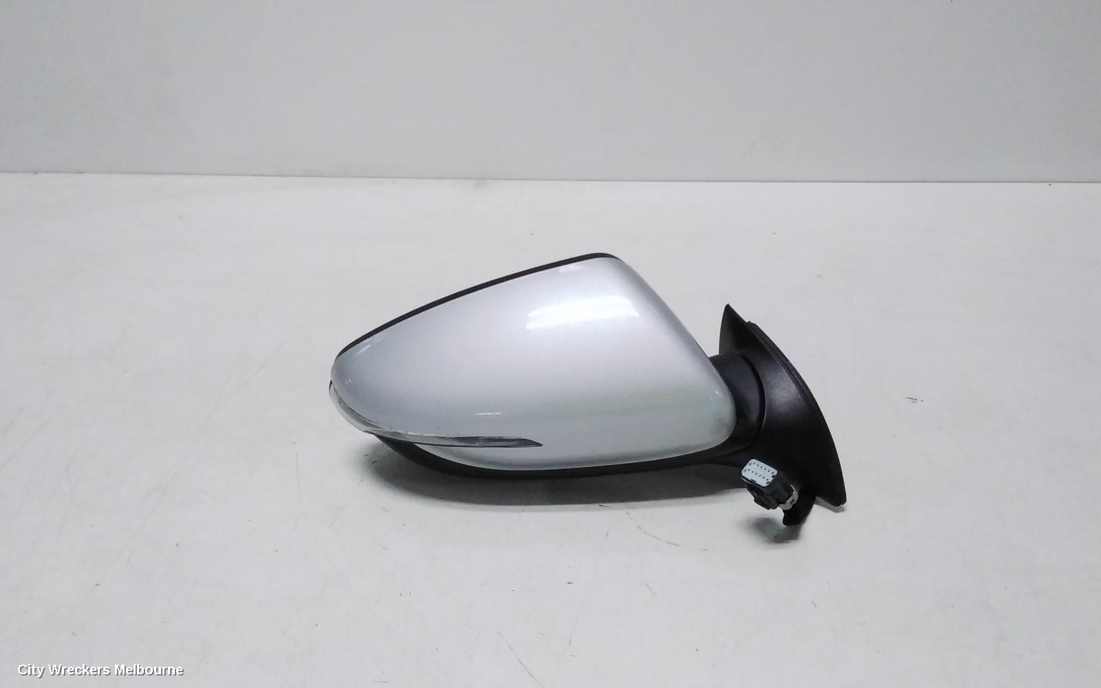 KIA CERATO 2017 Right Door Mirror