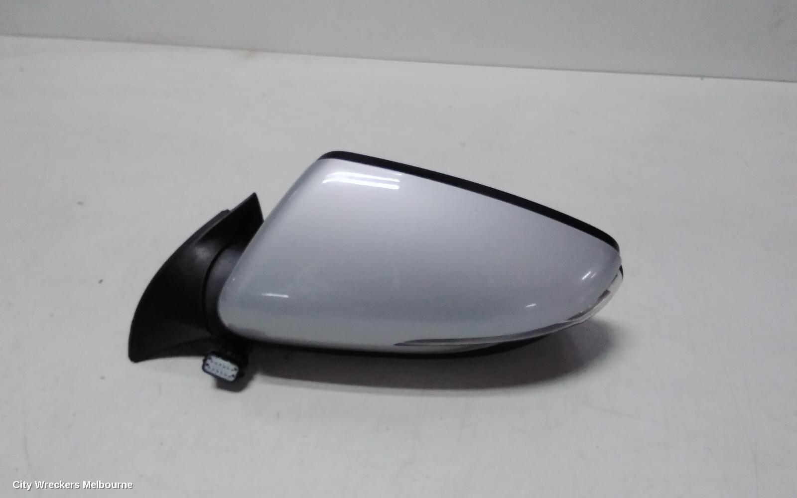 KIA CERATO 2017 Left Door Mirror