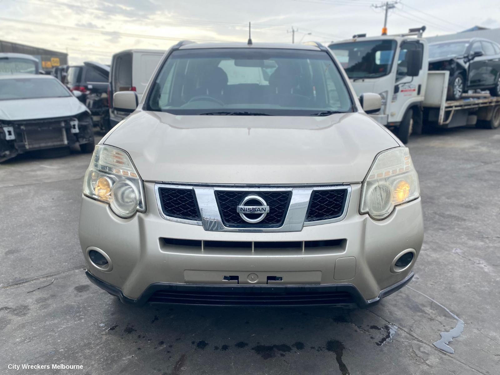 NISSAN XTRAIL 2011 Left Rear Door Window