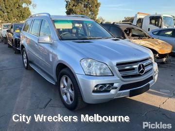 MERCEDES GL CLASS 2011 Front Seat