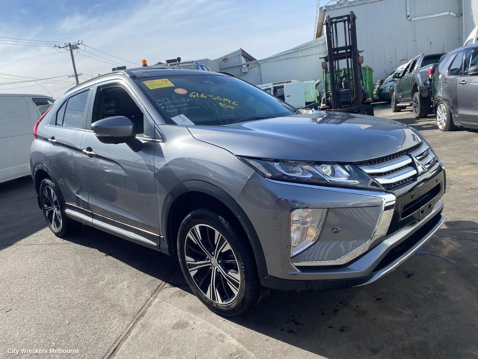 MITSUBISHI ECLIPSE CROSS 2018 Front Seat