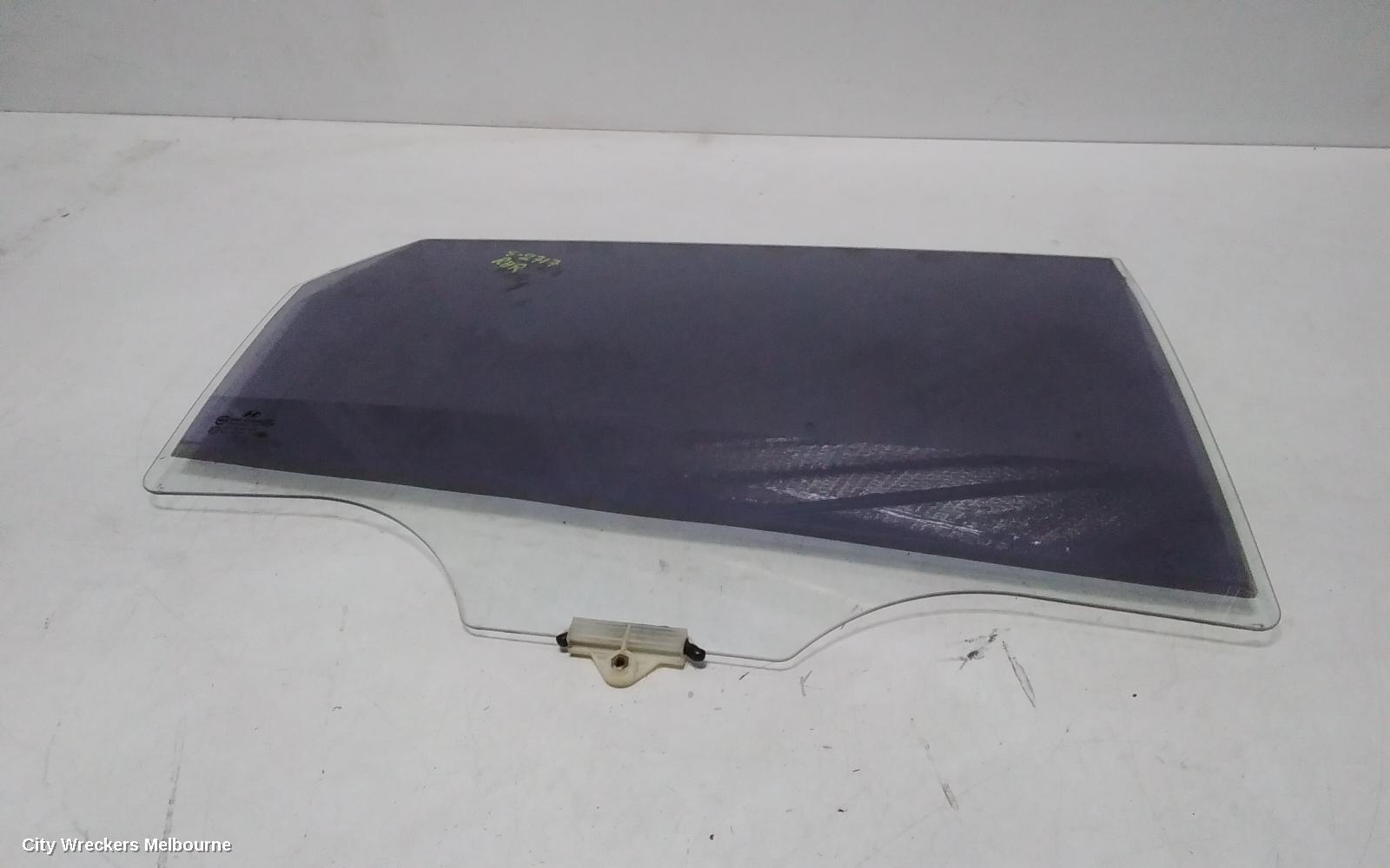 HYUNDAI I30 2009 Right Rear Door Window