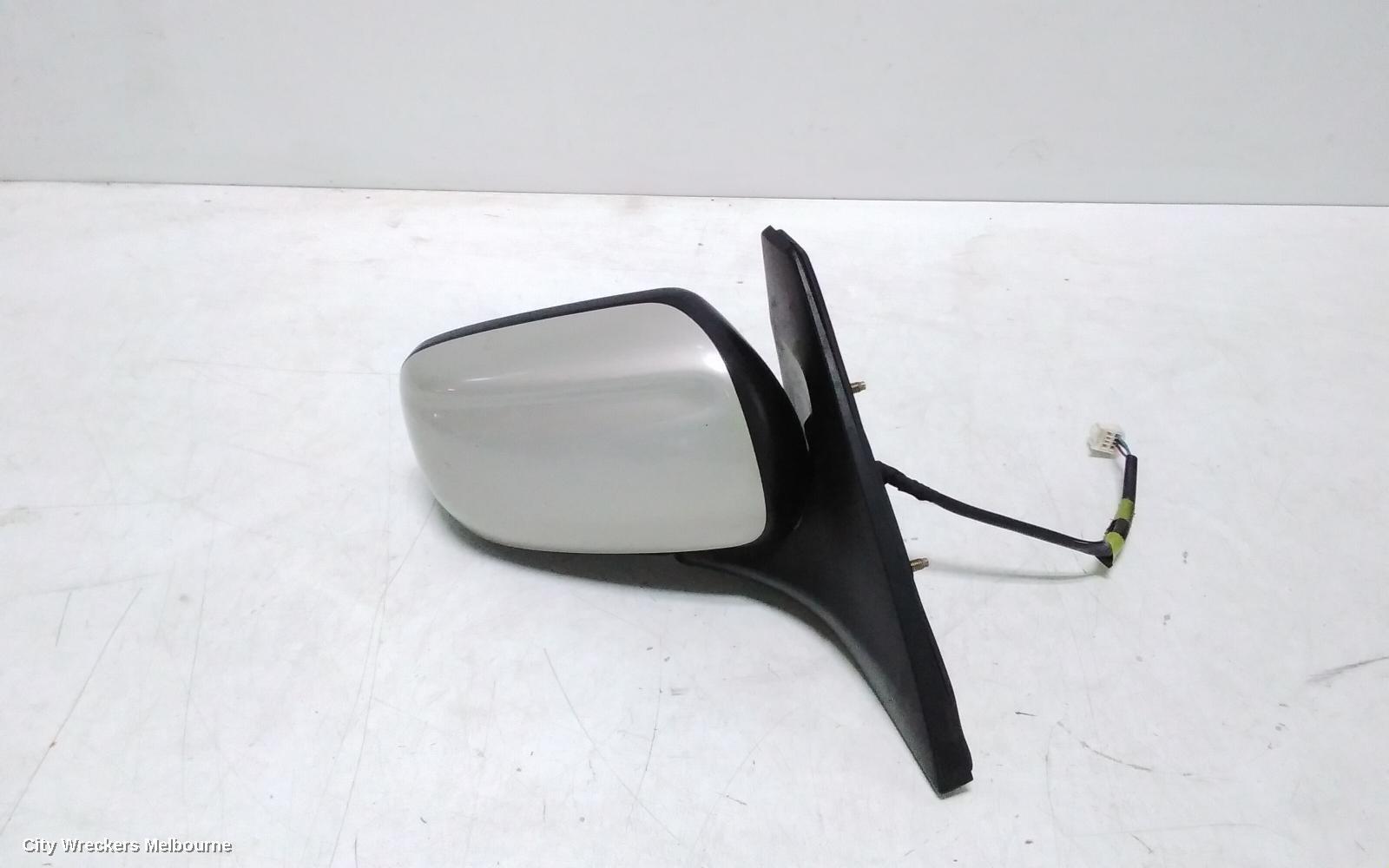 MAZDA 323 2000 Right Door Mirror