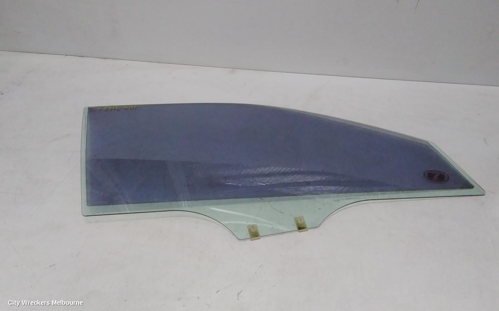 MAZDA 323 2000 Right Front Door Window