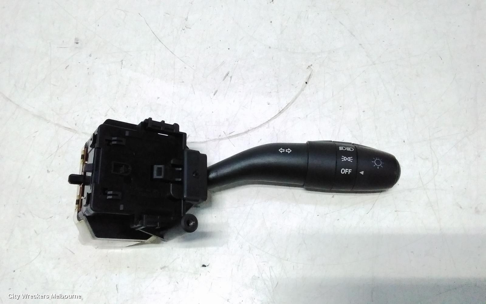 HYUNDAI I30 2009 Combination Switch