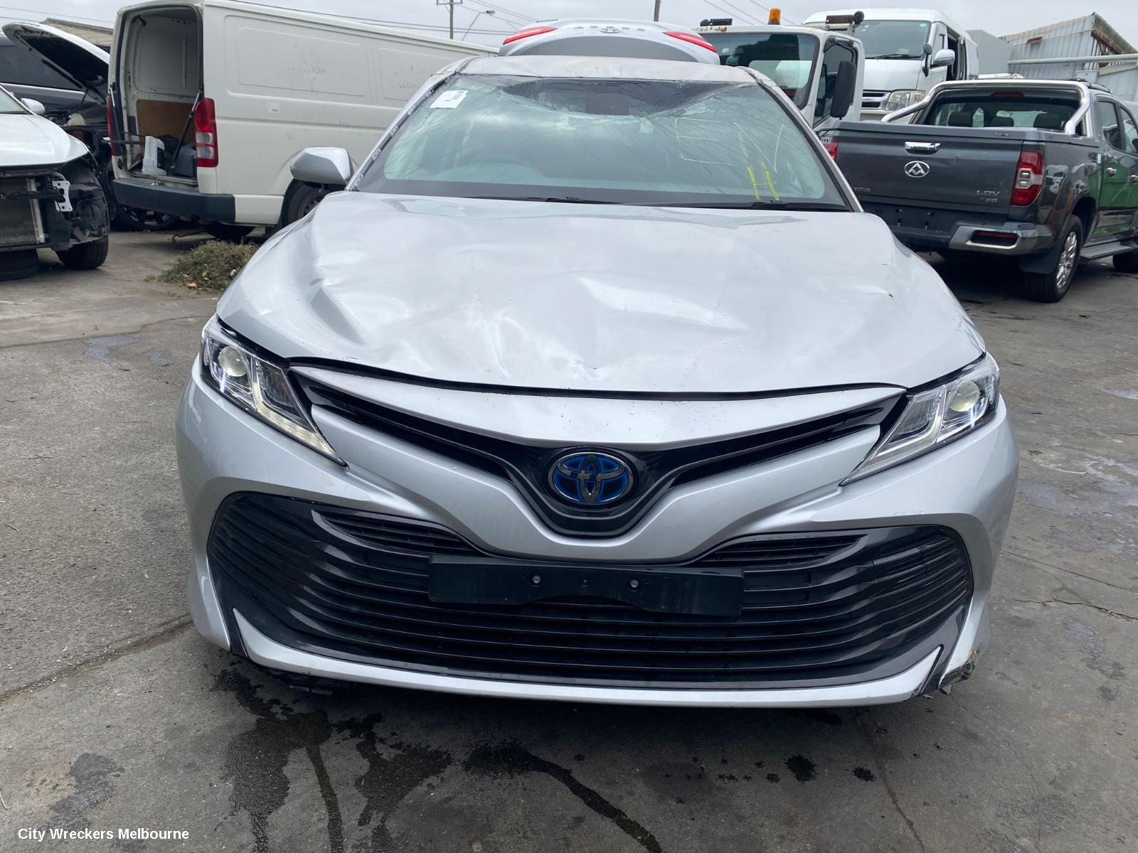 TOYOTA CAMRY 2018 Right Front Door