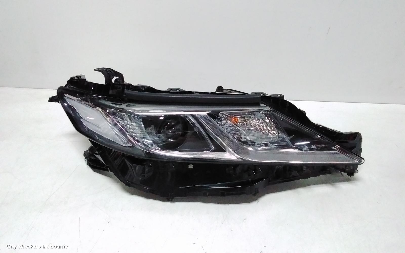 TOYOTA CAMRY 2018 Right Headlamp