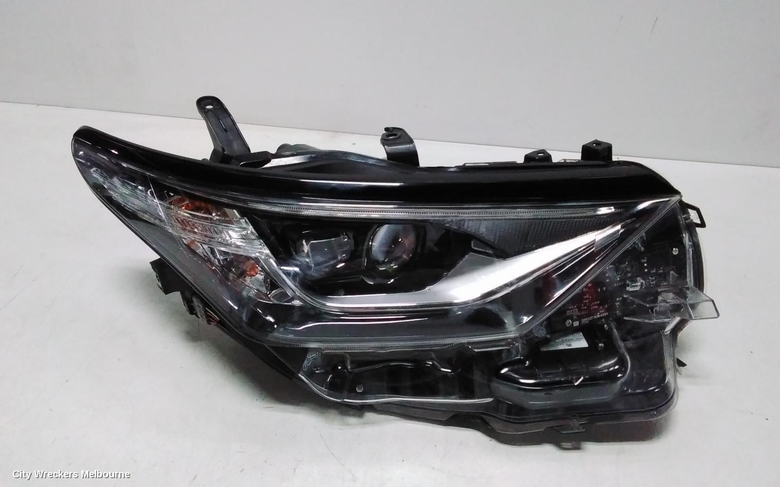 TOYOTA COROLLA 2016 Right Headlamp