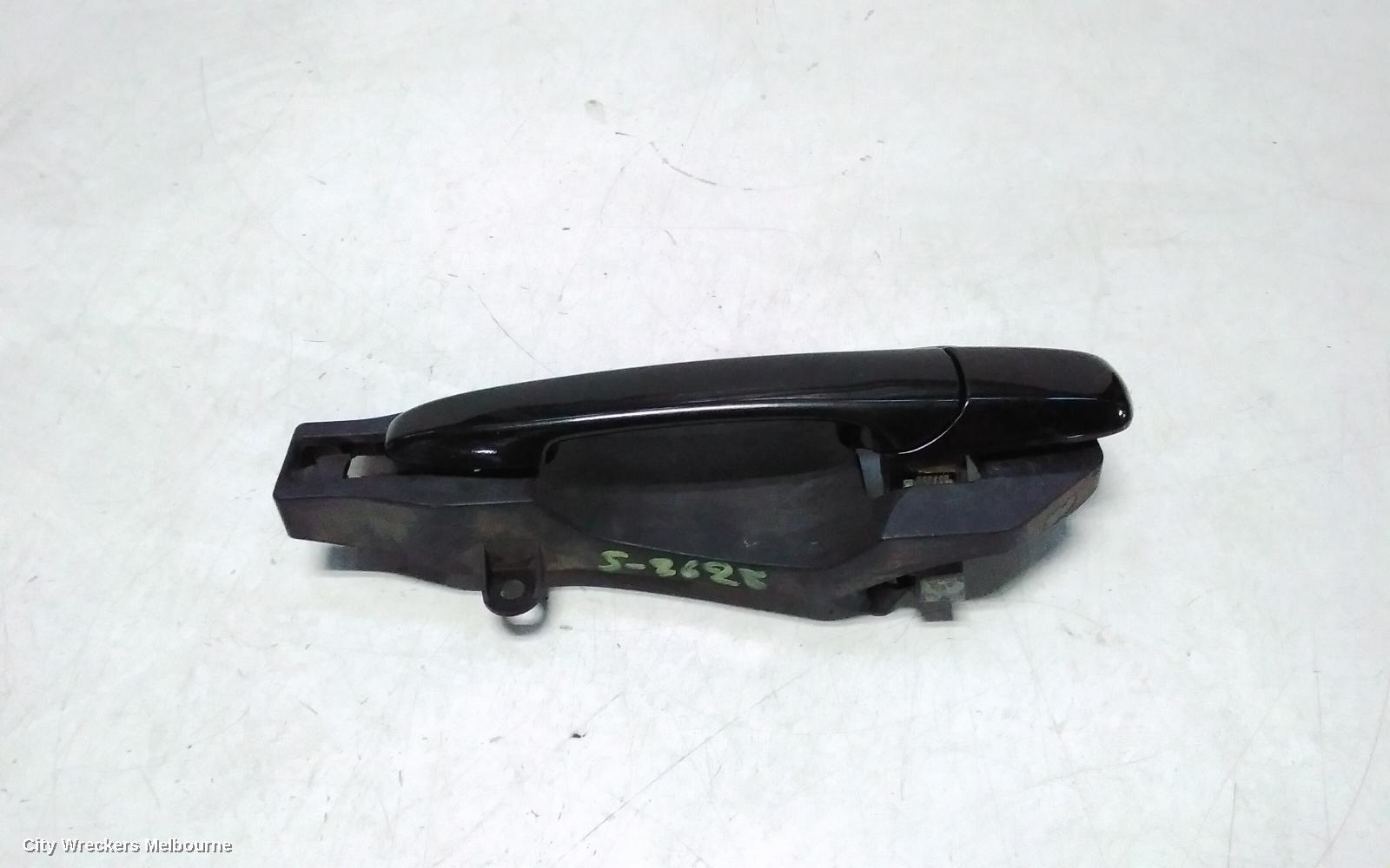 MAZDA CX7 2010 Door Handle