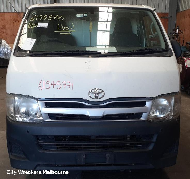 TOYOTA HIACE 2012 Grille