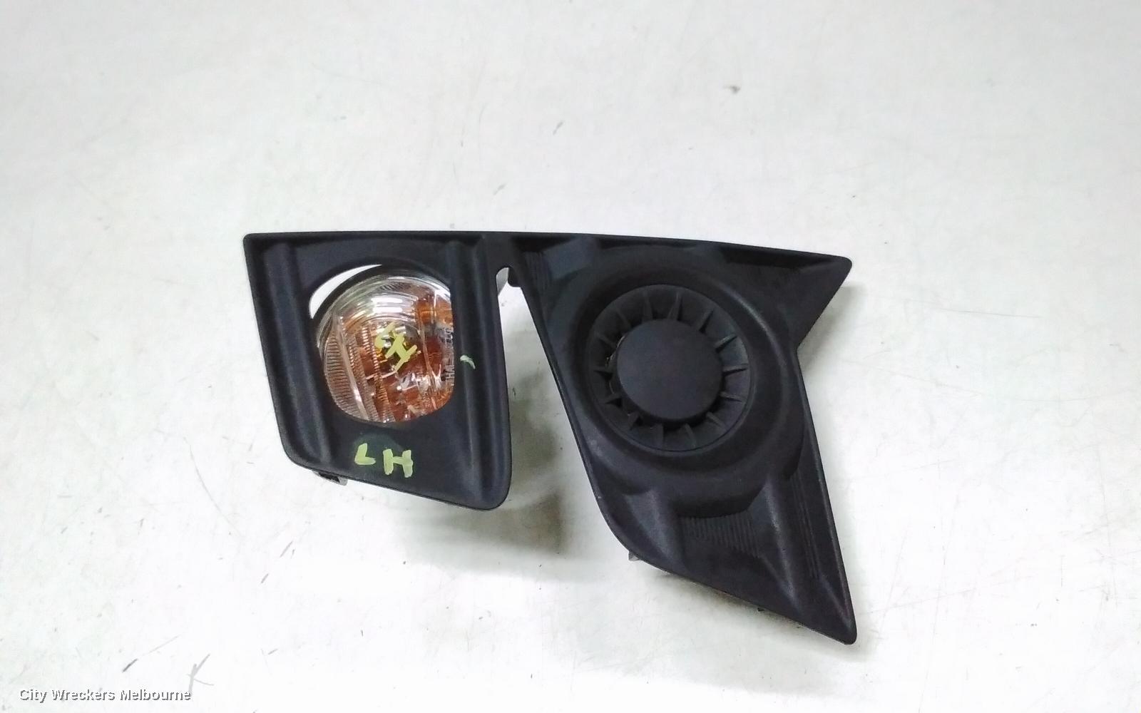 ISUZU DMAX 2022 Left Indicator/Fog/Side