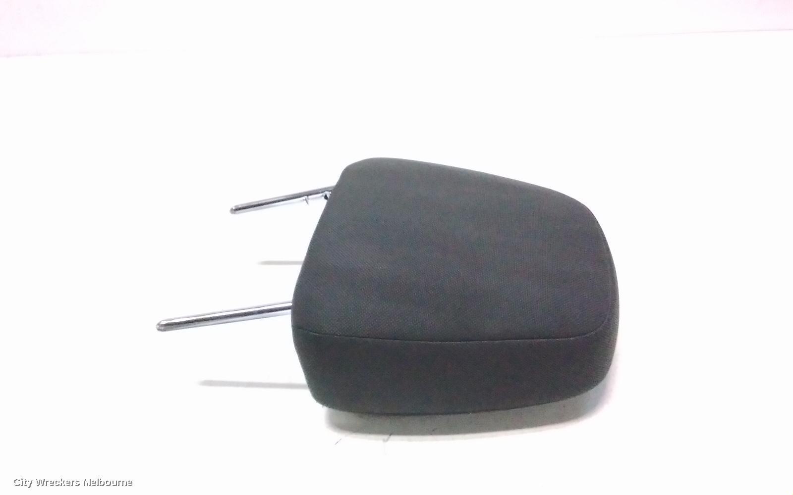 TOYOTA KLUGER 2020 Headrest