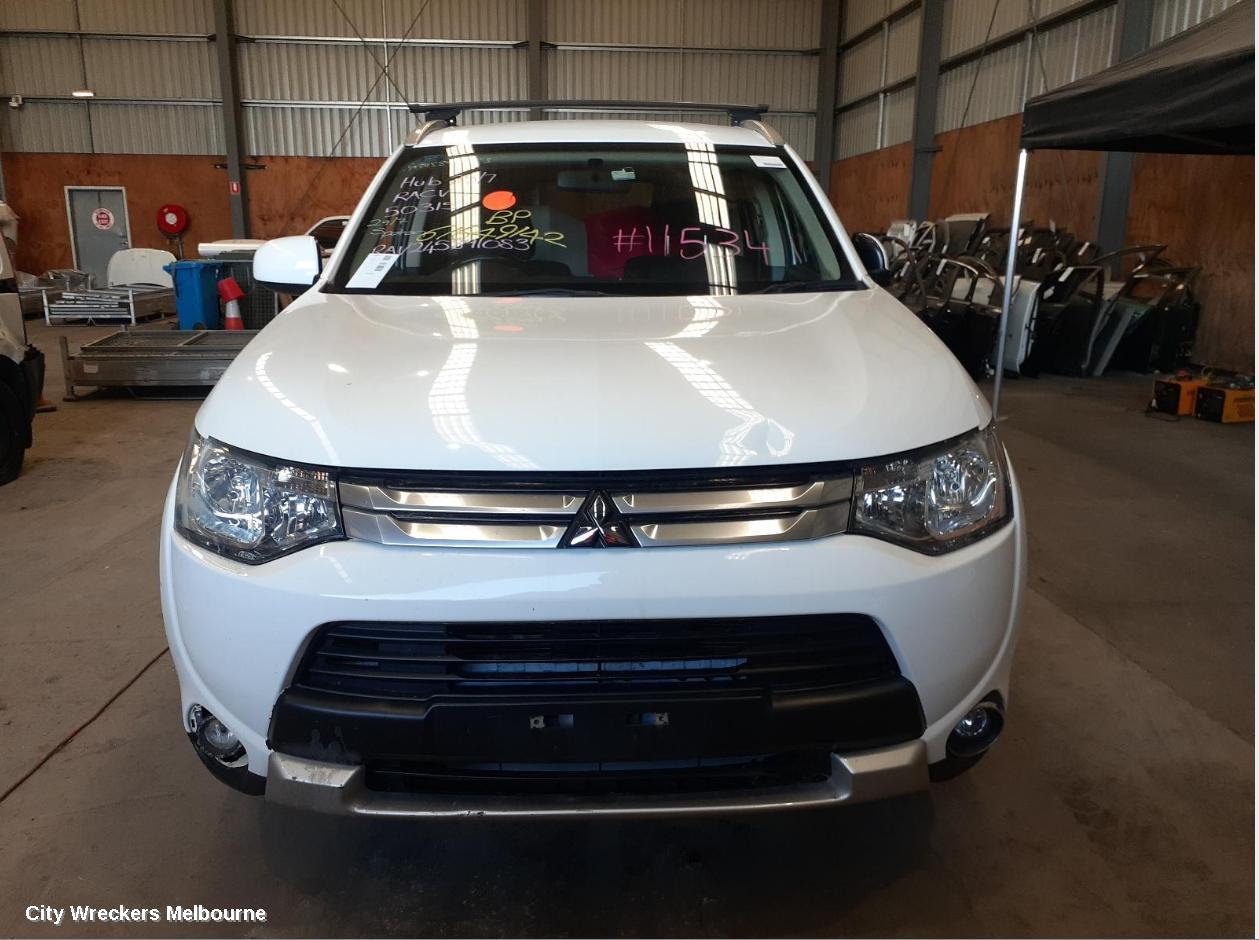 MITSUBISHI OUTLANDER 2014 Front Bumper