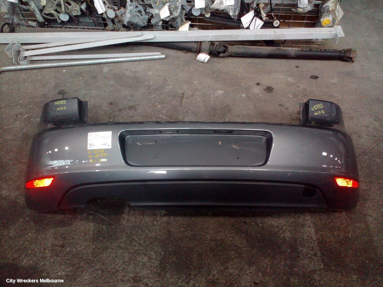 VOLKSWAGEN GOLF 2011 Rear Bumper