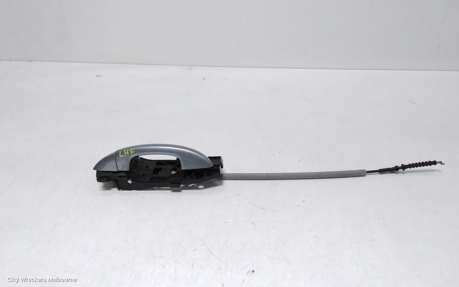 VOLKSWAGEN GOLF 2011 Door Handle