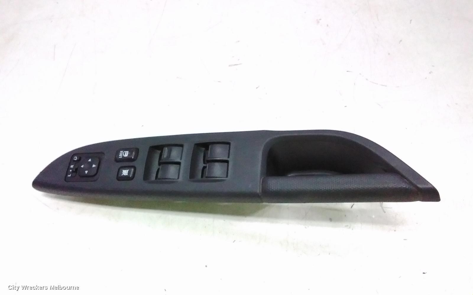 MITSUBISHI ASX 2013 Pwr Dr Wind Switch