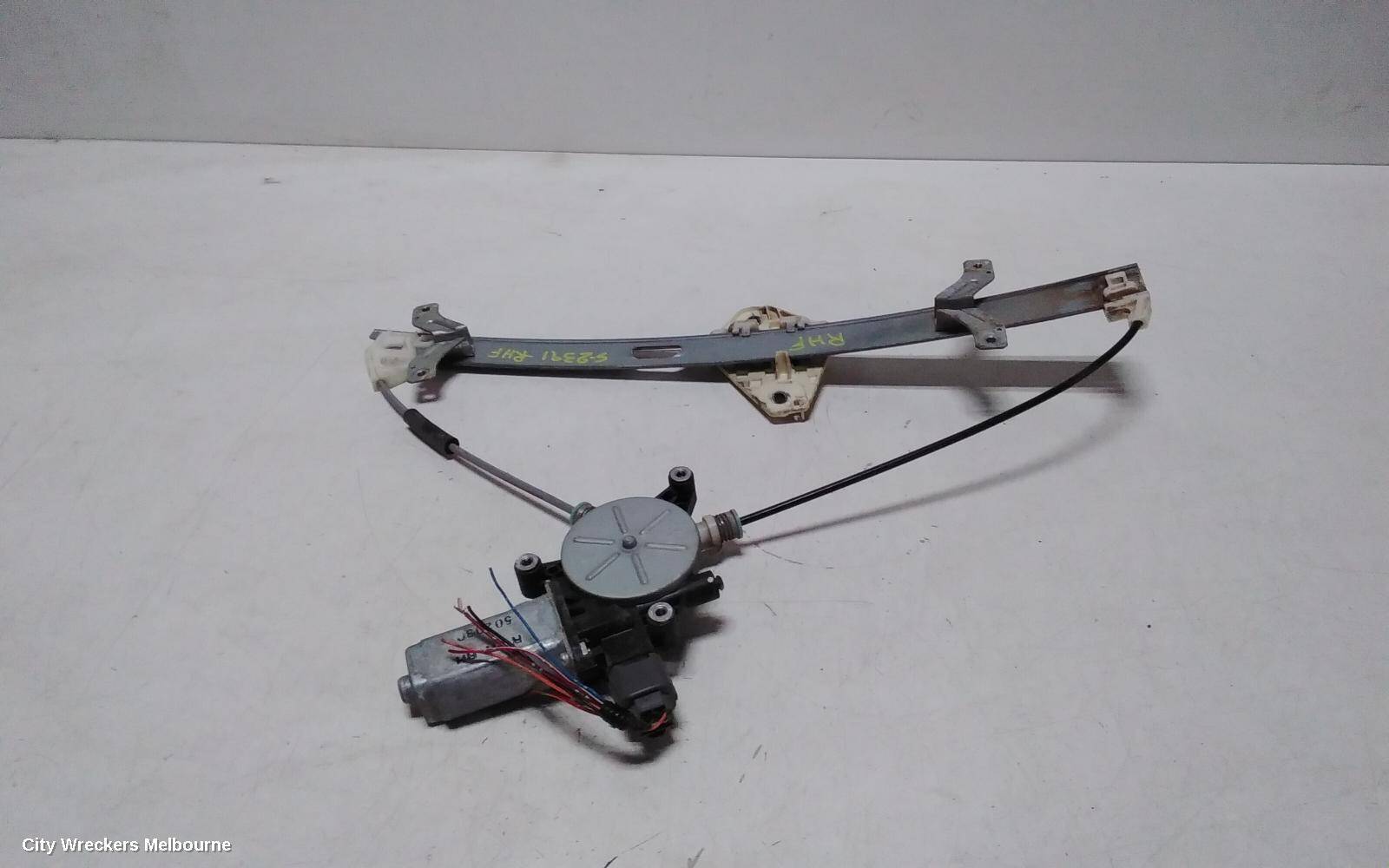 HONDA ACCORD 2005 Right Front Window Reg/Motor