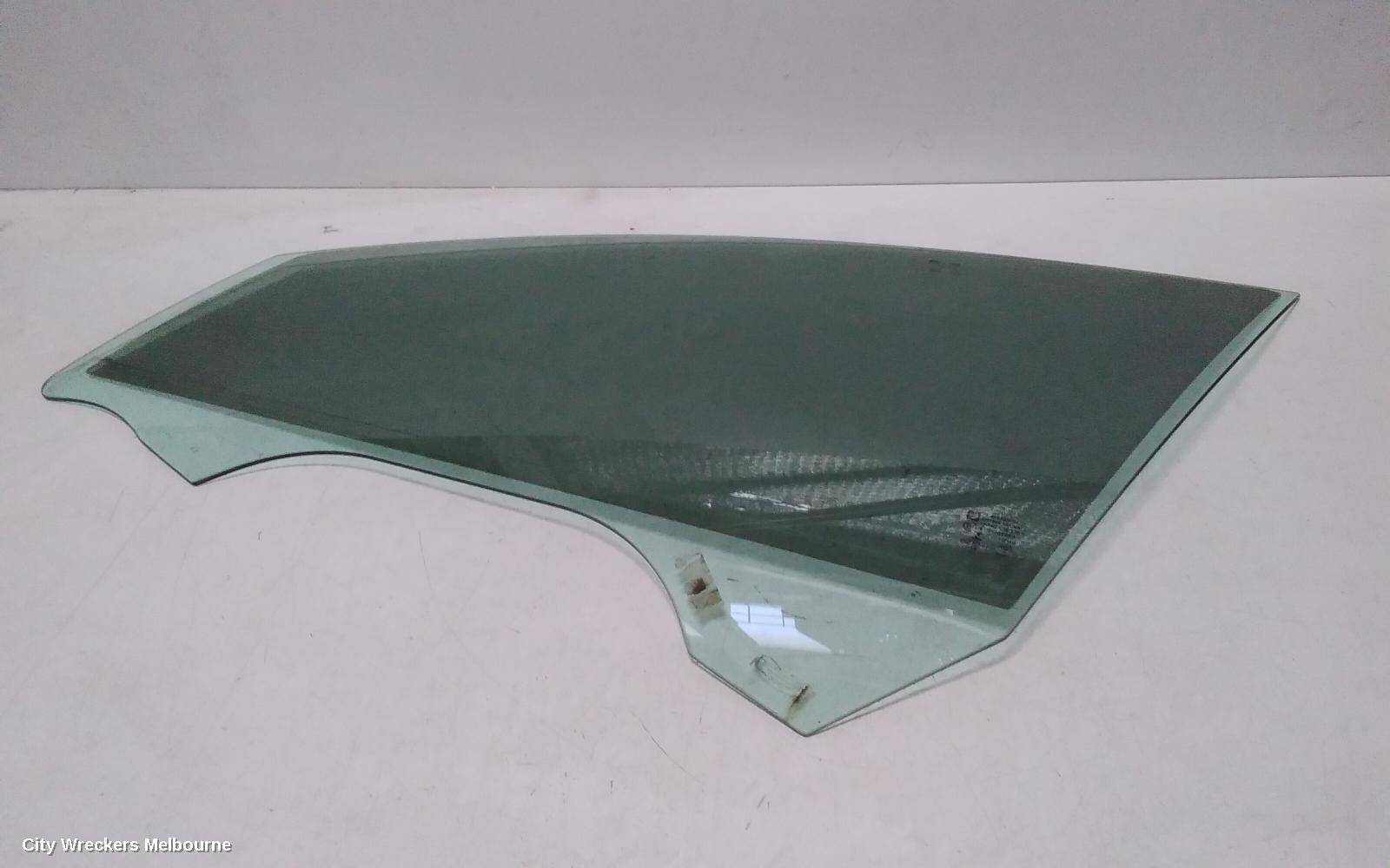 HOLDEN COMMODORE 2014 Left Front Door Window