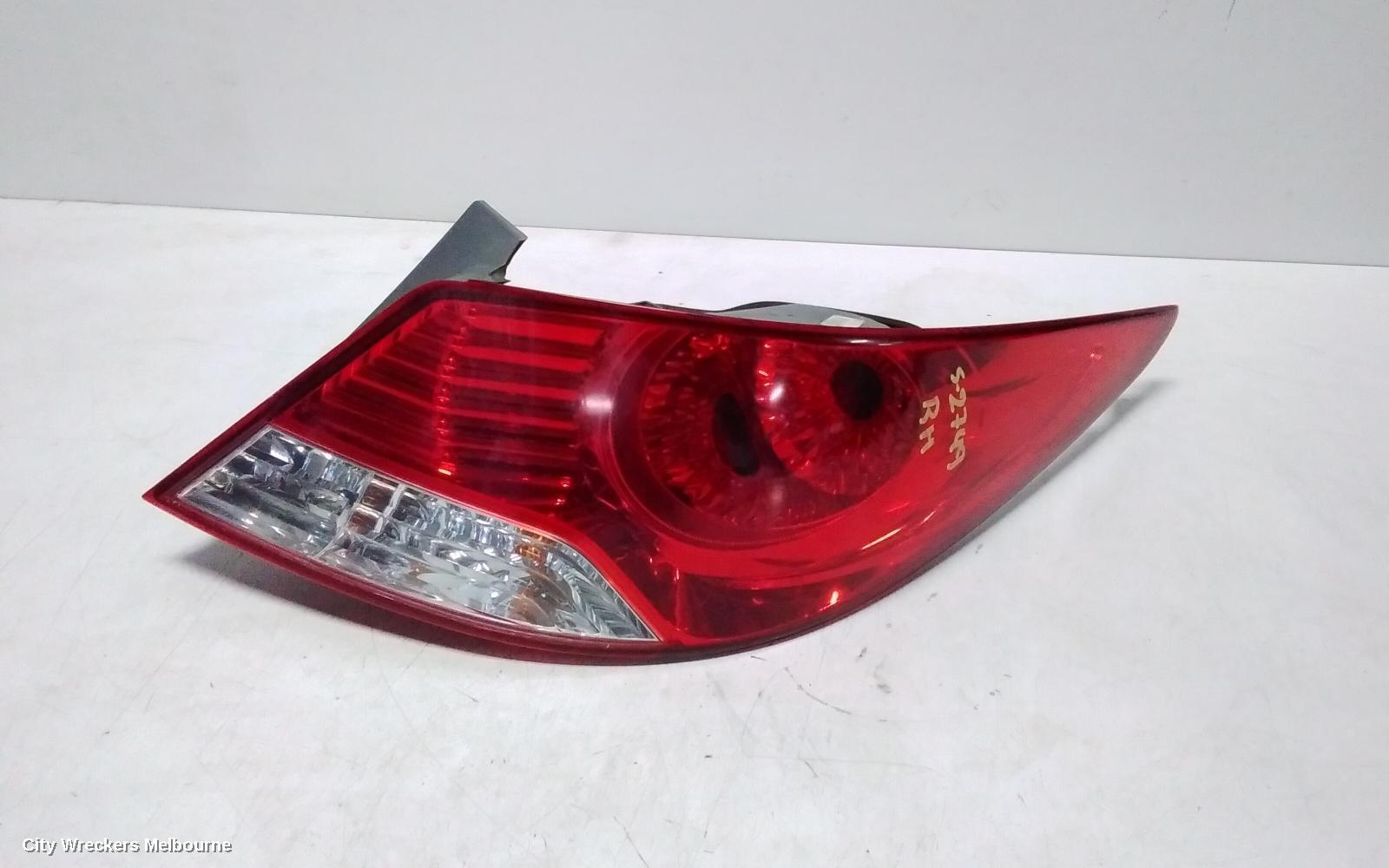 HYUNDAI ACCENT 2012 Right Taillight