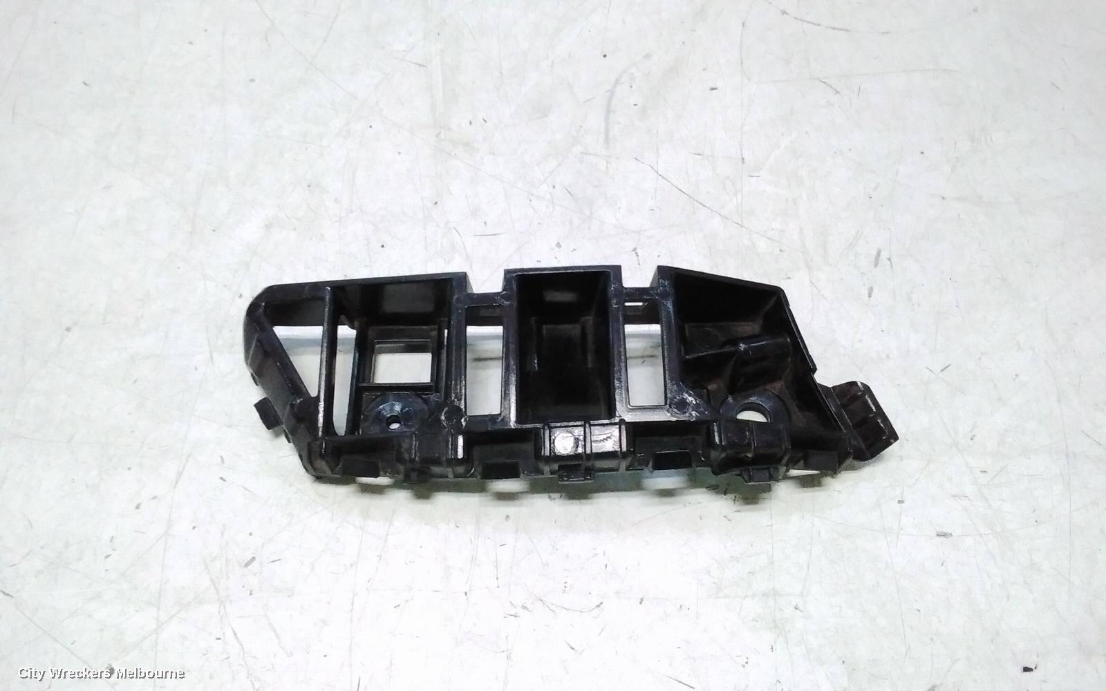 VOLKSWAGEN TIGUAN 2014 Misc Bracket