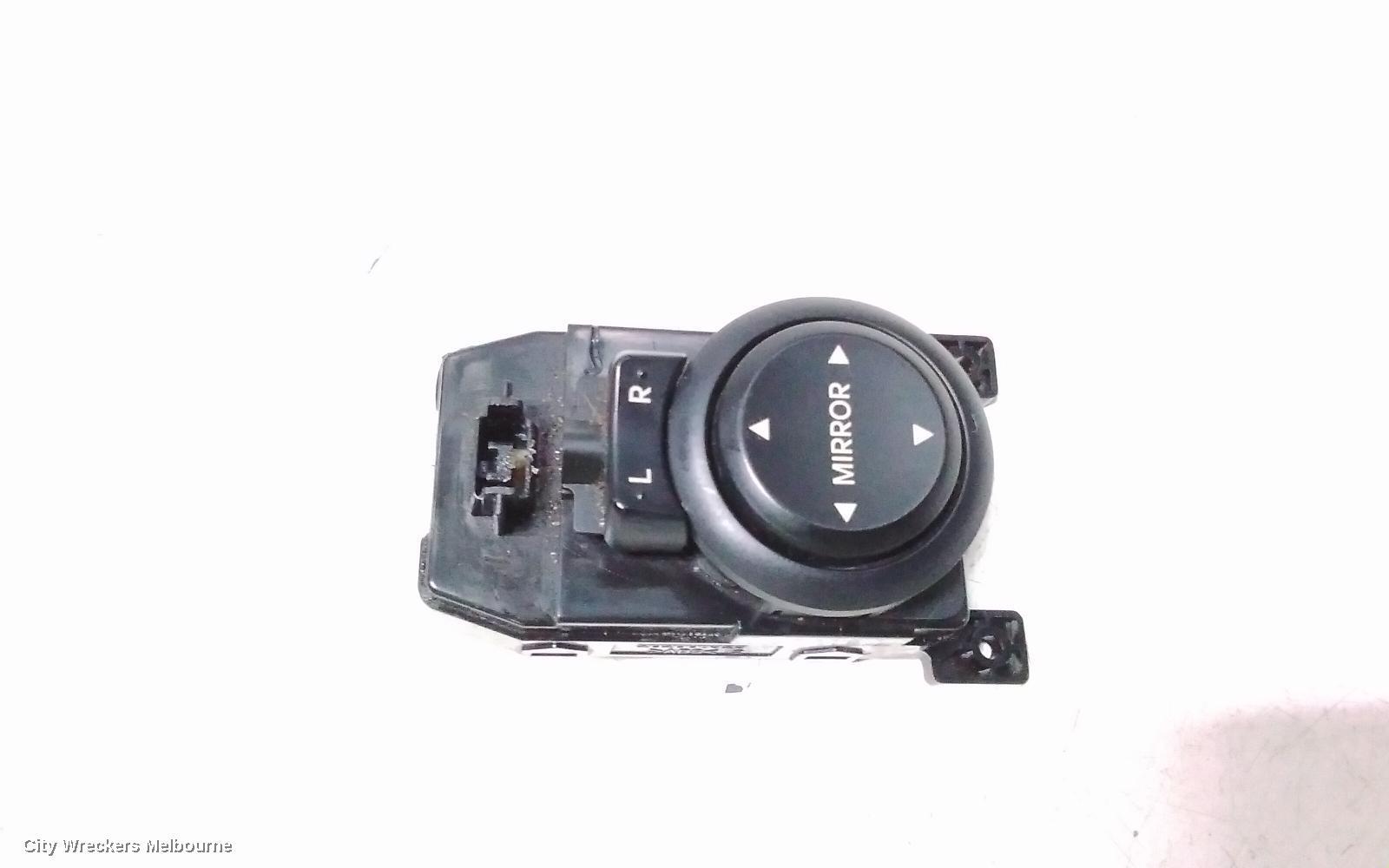 HYUNDAI I20 2012 Misc Switch/Relay