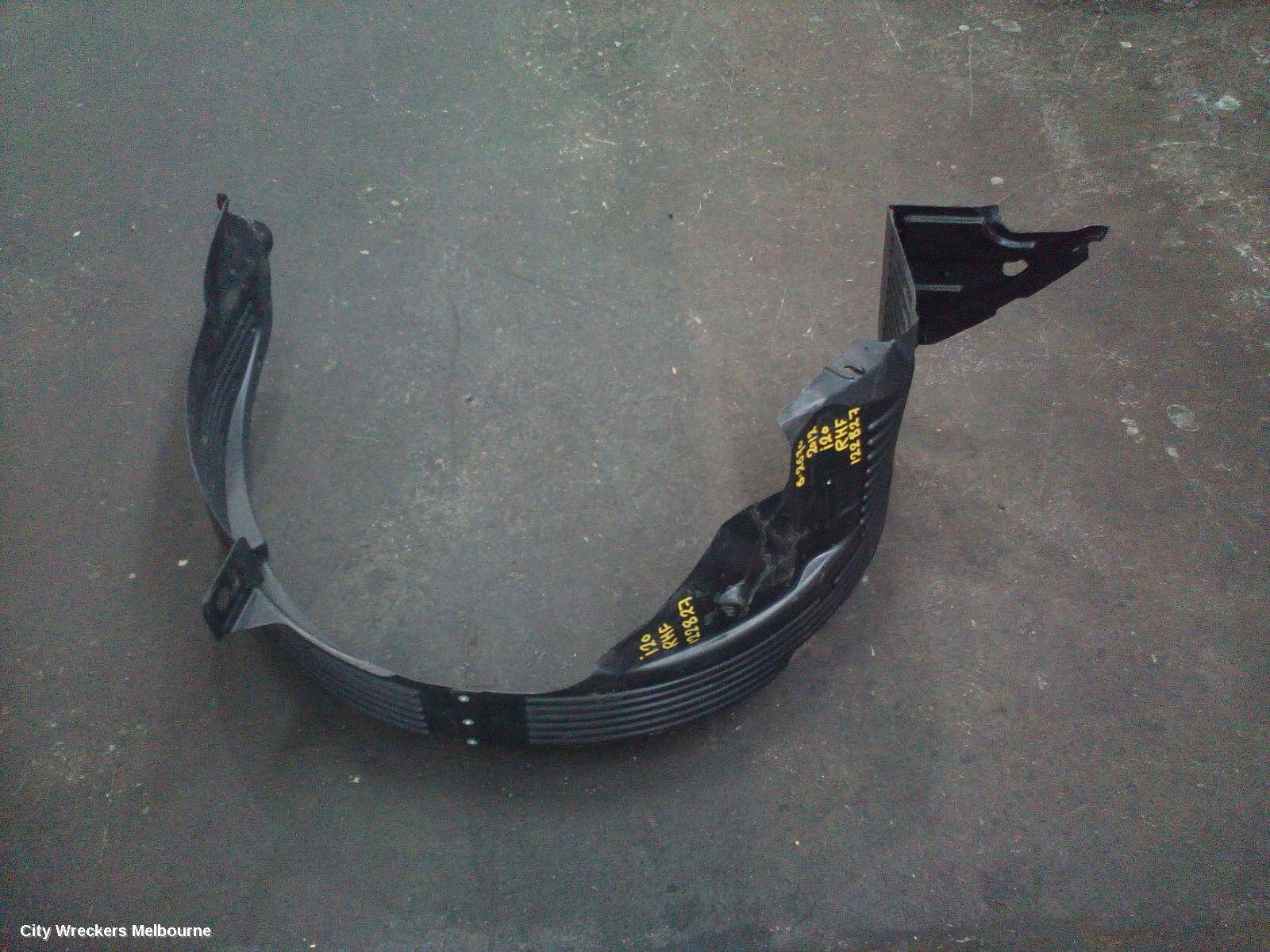 HYUNDAI I20 2012 Right Guard Liner