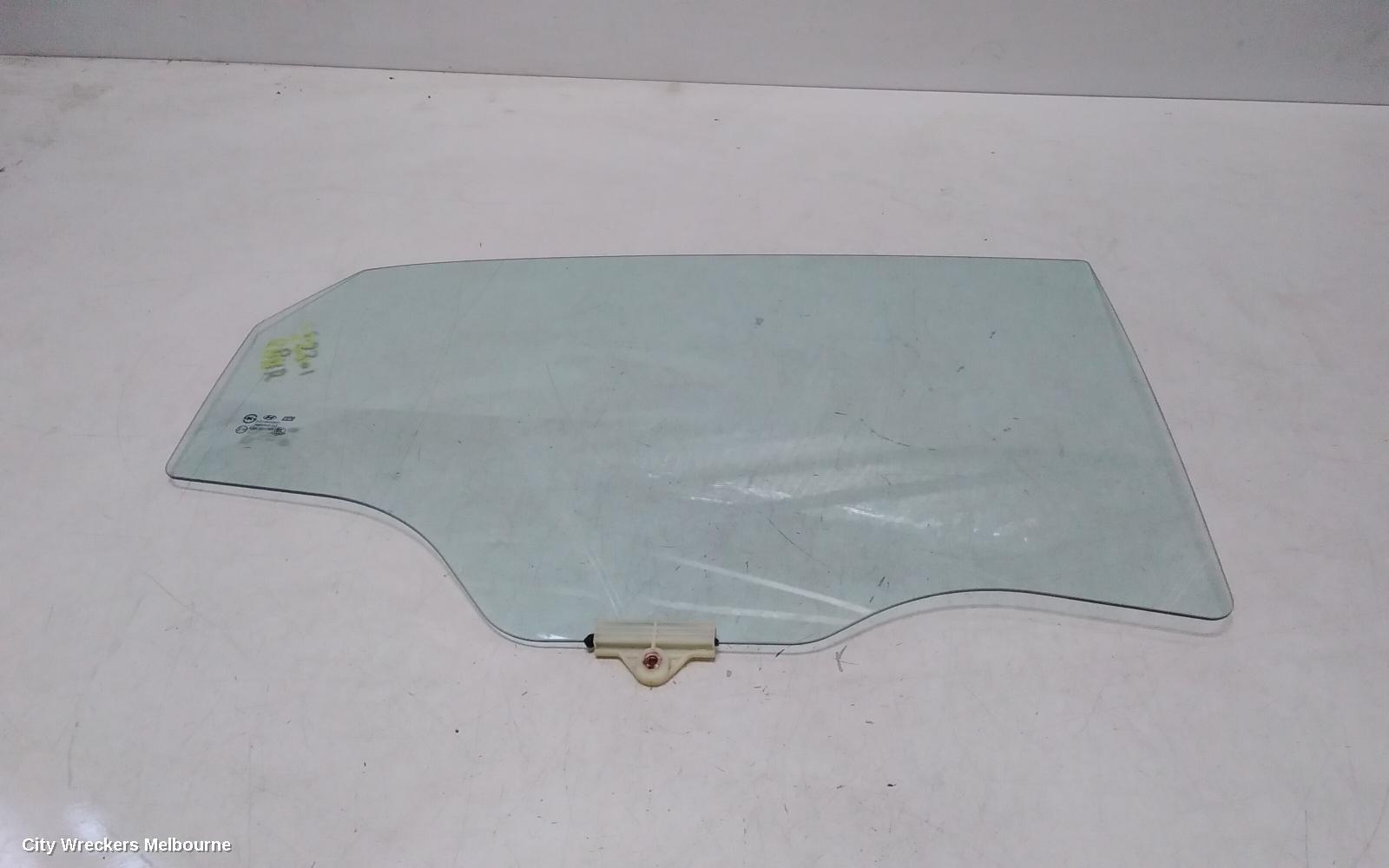 HYUNDAI I30 2012 Right Rear Door Window