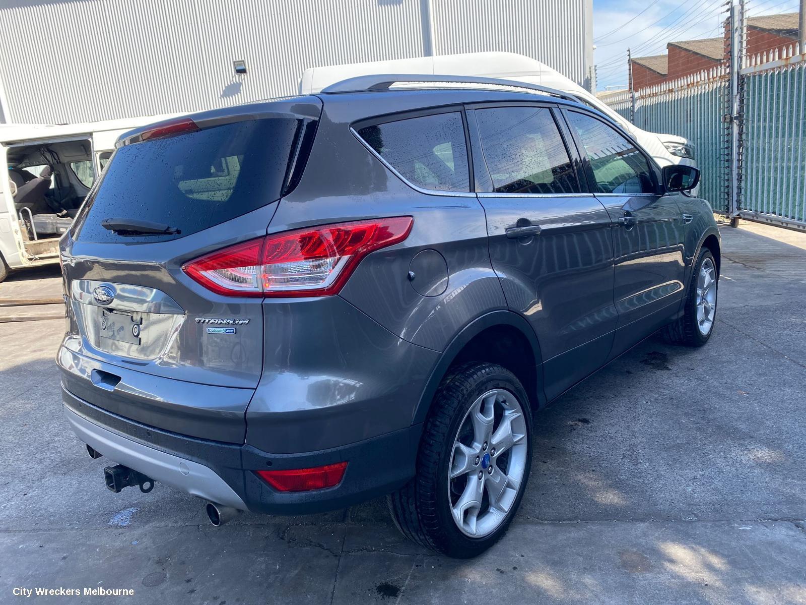 FORD KUGA 2014 Engine