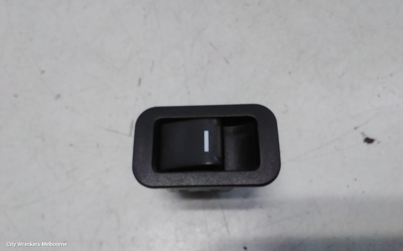 FORD FALCON 2015 Pwr Dr Wind Switch