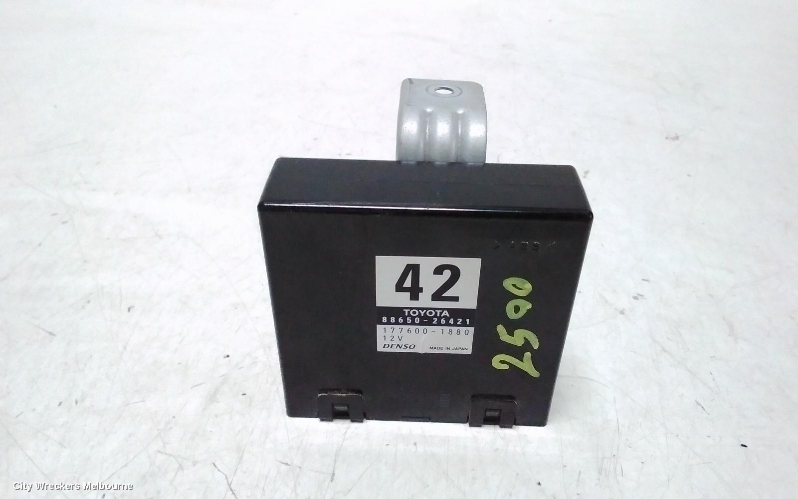 TOYOTA HIACE 2006 Misc Switch/Relay