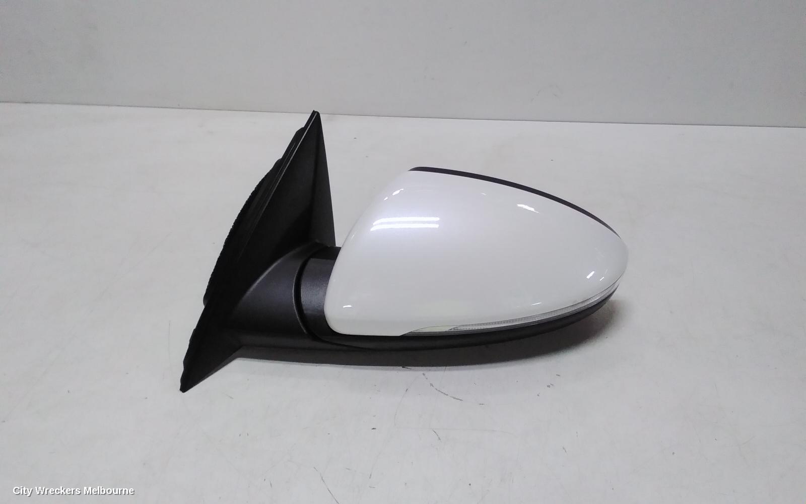 KIA CERATO 2023 Left Door Mirror