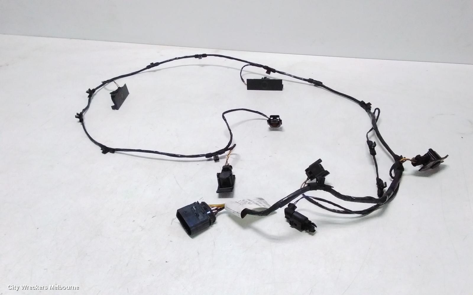 VOLKSWAGEN TOUAREG 2016 Wire Harness