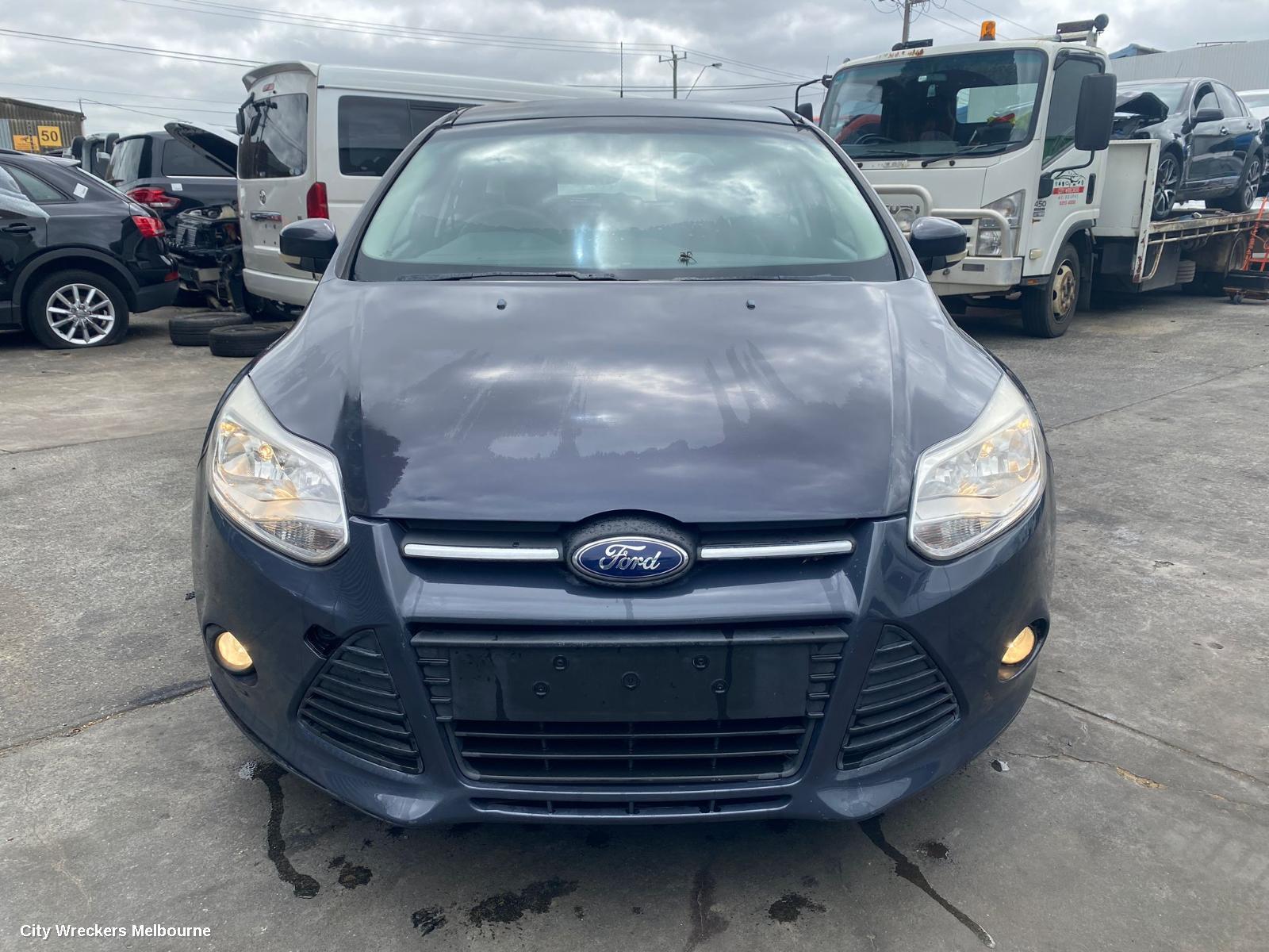 FORD FOCUS 2013 Bonnet