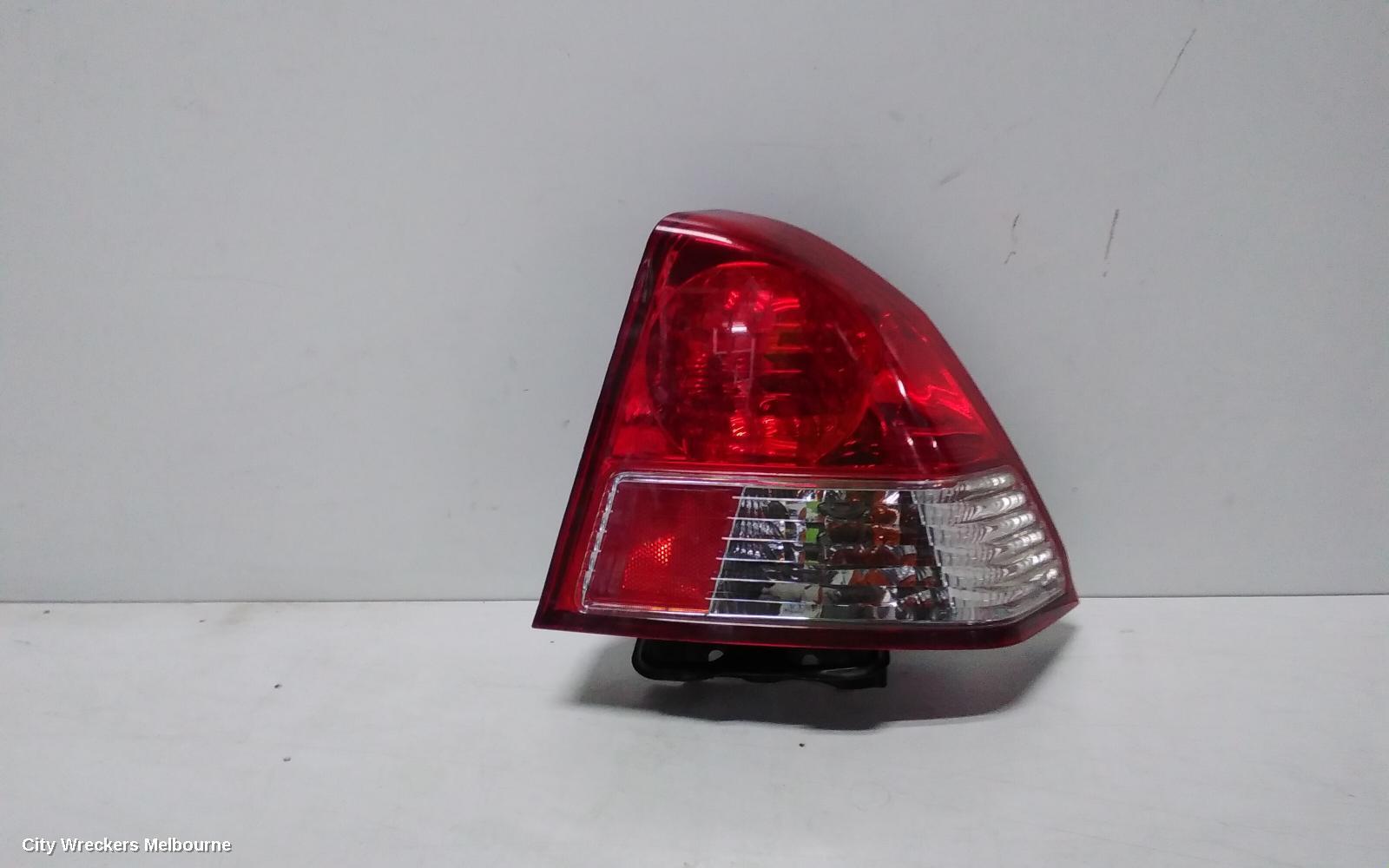 HONDA CIVIC 2005 Right Taillight