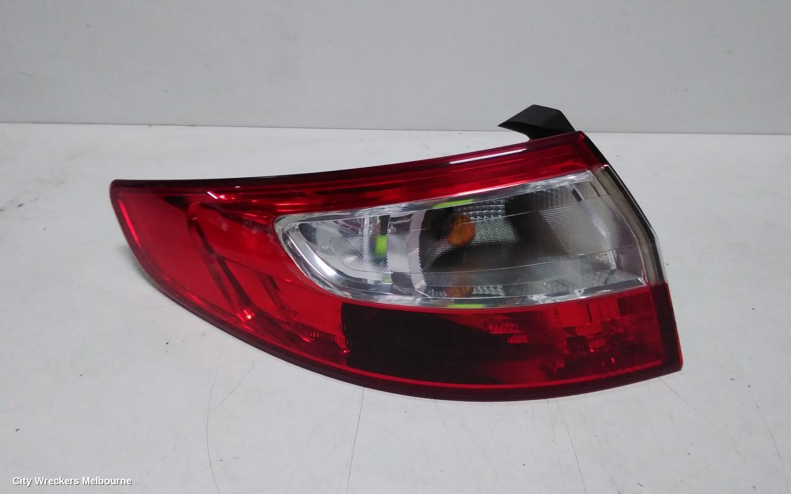 RENAULT FLUENCE 2012 Left Taillight