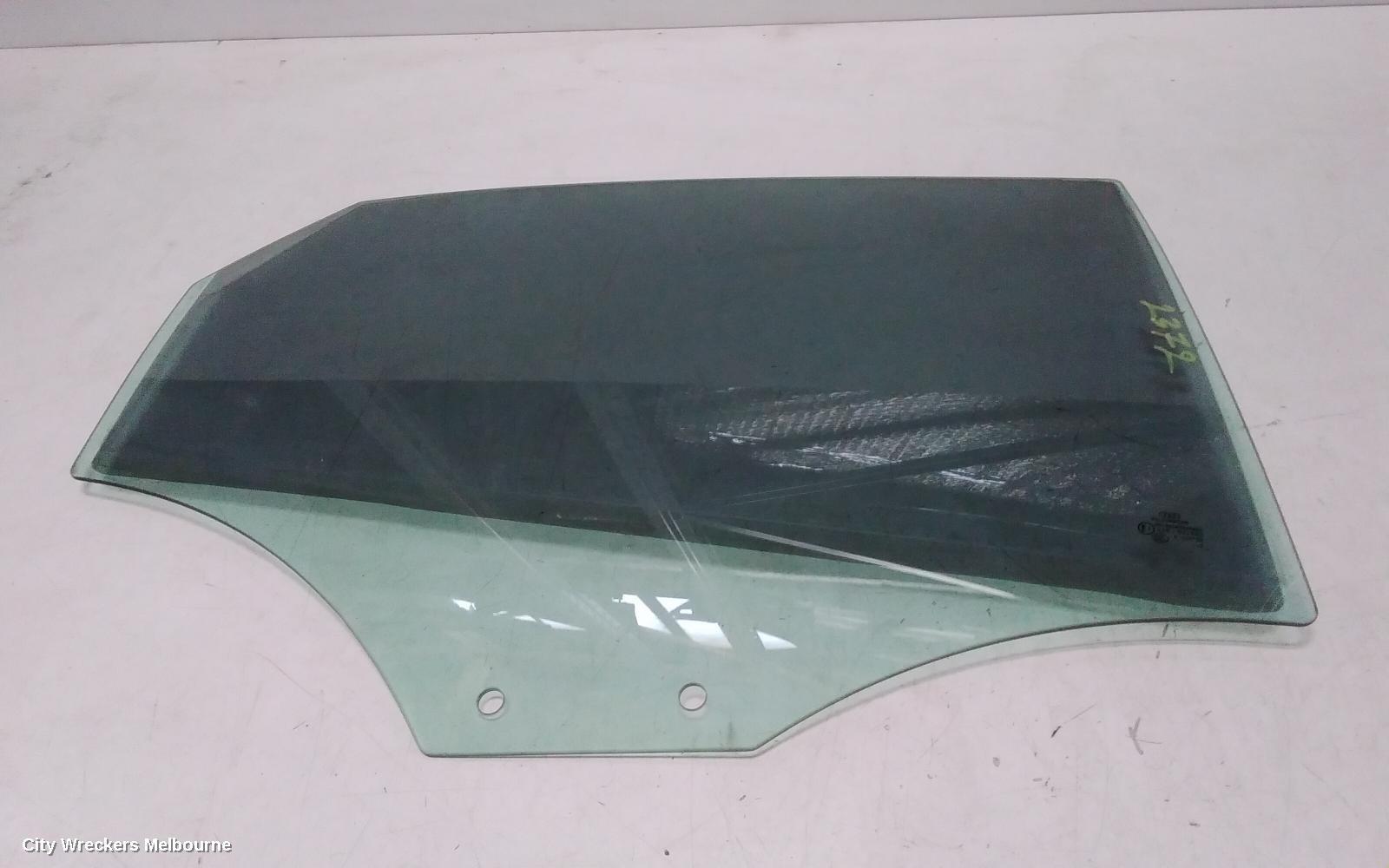 AUDI A4 2014 Right Rear Door Window